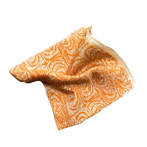 foulard fendi seta donna|Foulard in seta beige .